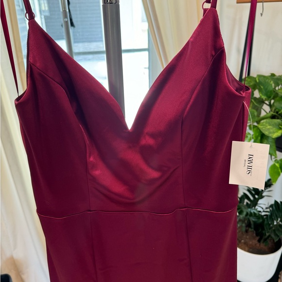 David’s Bridal Plunging Stretch Satin Dress - Picture 3 of 4